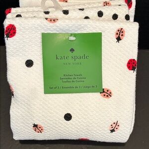 Kate Spade ♠️ White and Red Polka Dot and Ladybug 🐞 Towel Set of 3. 100% Cotton